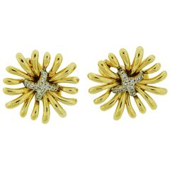 1980s Verdura Diamond Gold Starburst Earrings