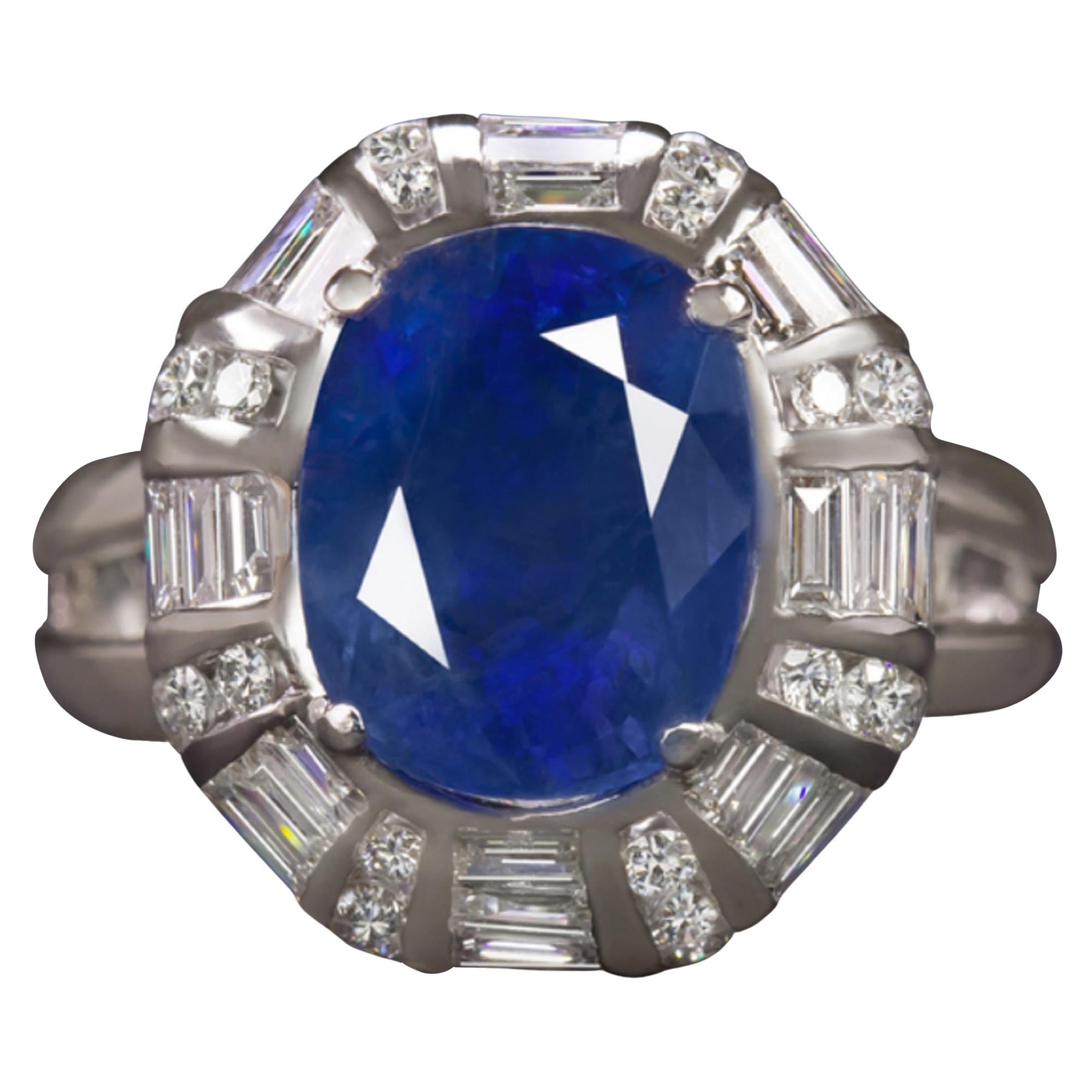 Bague en or blanc 18 carats avec saphir bleu certifié AGL de 6 carats et diamants sans chaleur  en vente