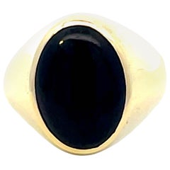 Vintage Herrenring aus schwarzem Onyx aus 14 Karat Gelbgold