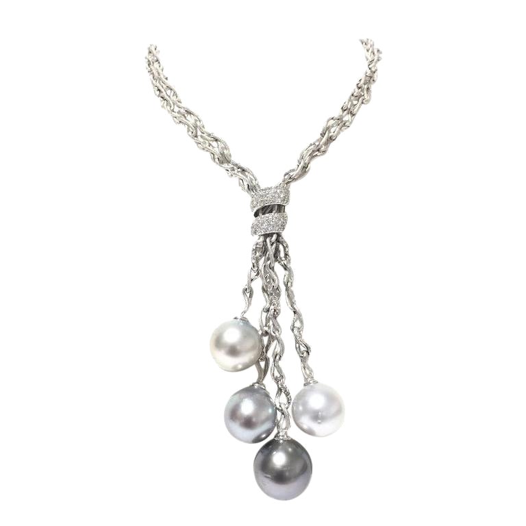 Yvel Pearls and Diamonds Necklace N4MMARTHW For Sale