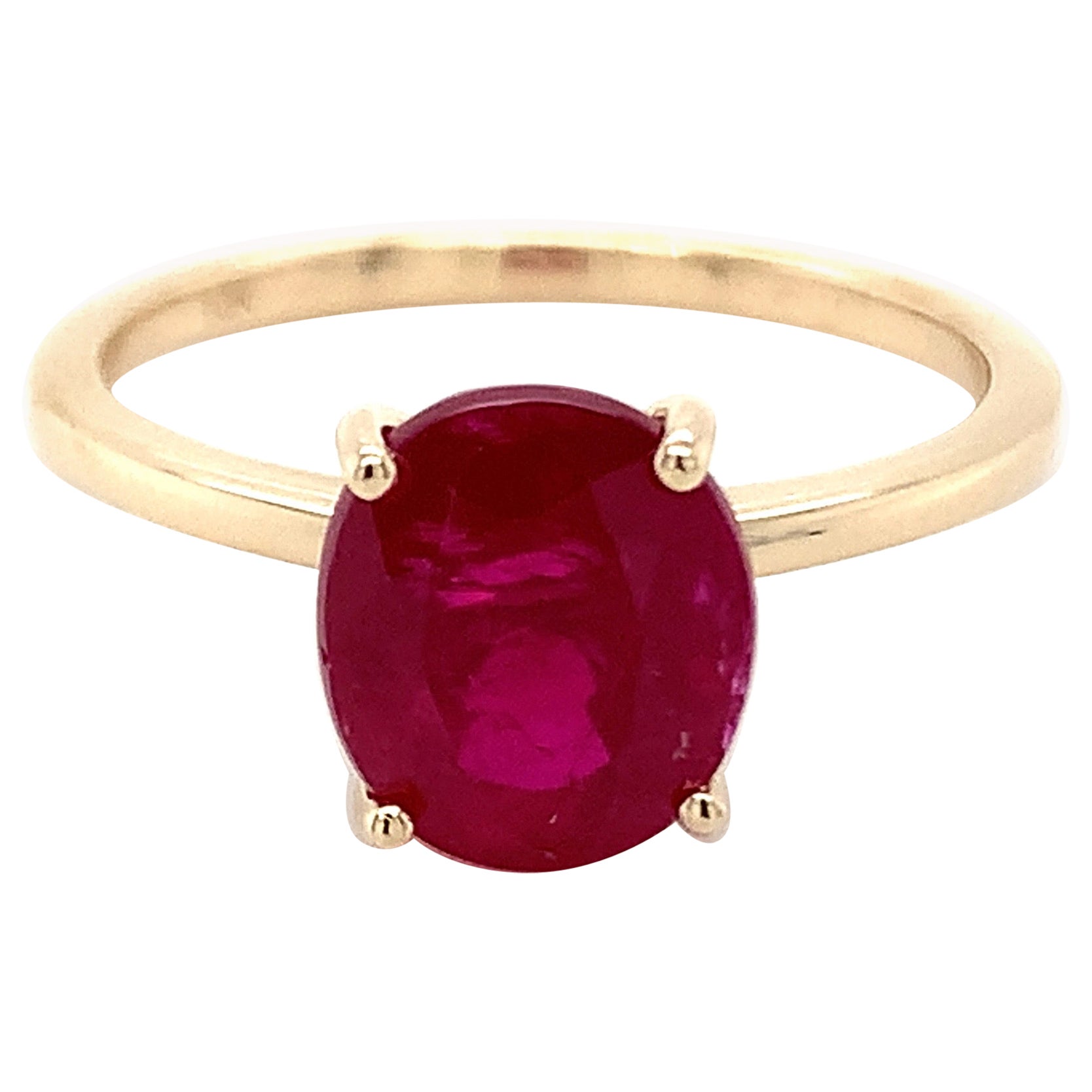 3.50 Carat Oval Shape Ruby Ring in 10k Yellow Gold For Sale