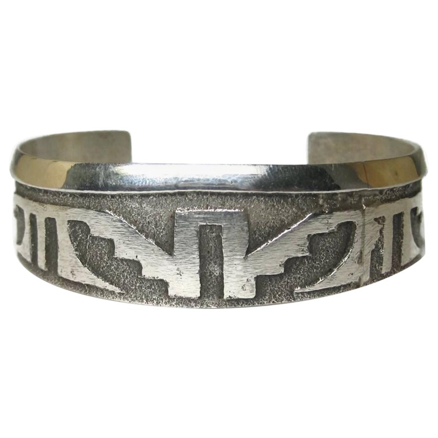 Navajo Sterling Tufa Cuff Bracelet 6.25 Inches Anthony Bowman For Sale