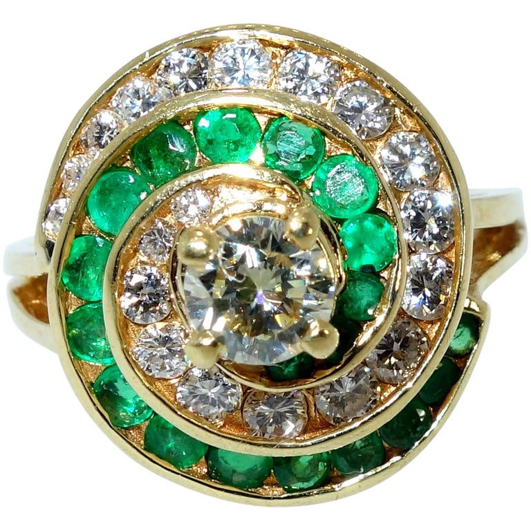 Emerald Diamond Gold Swirl Ring For Sale at 1stDibs