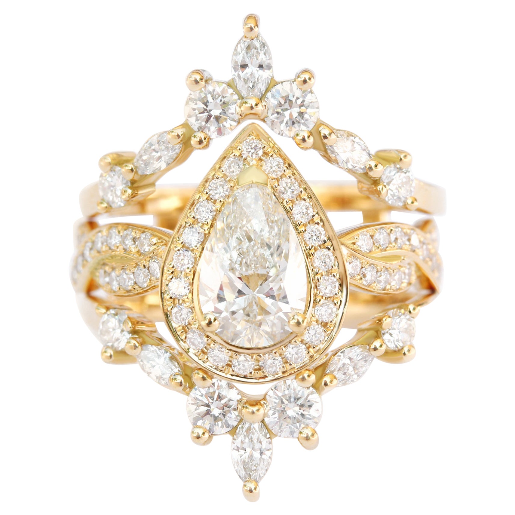 Bague de fiançailles à tige torsadée en diamant en forme de poire et garde en diamant "Zeus" 
