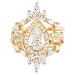 Bague de fiançailles à tige torsadée en diamant en forme de poire et garde en diamant "Zeus" 