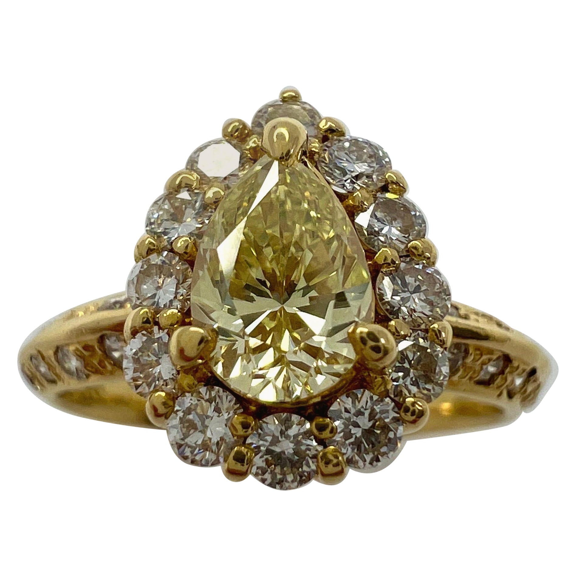 Natürlicher Fancy Gelber Diamant-Cocktail-Cluster-Ring aus 18 Karat Gelbgold mit Birnenschliff