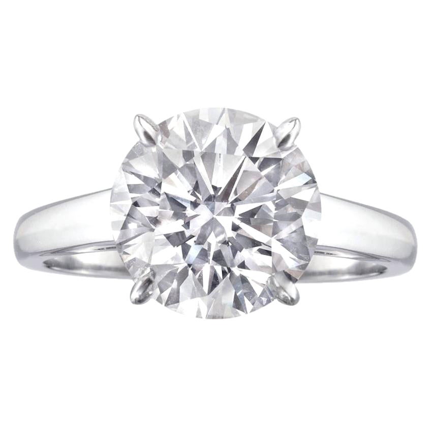 Verlobungsring aus Platin mit GIA-zertifiziertem 5.18 Karat Diamant im Rundschliff Solitär im Angebot