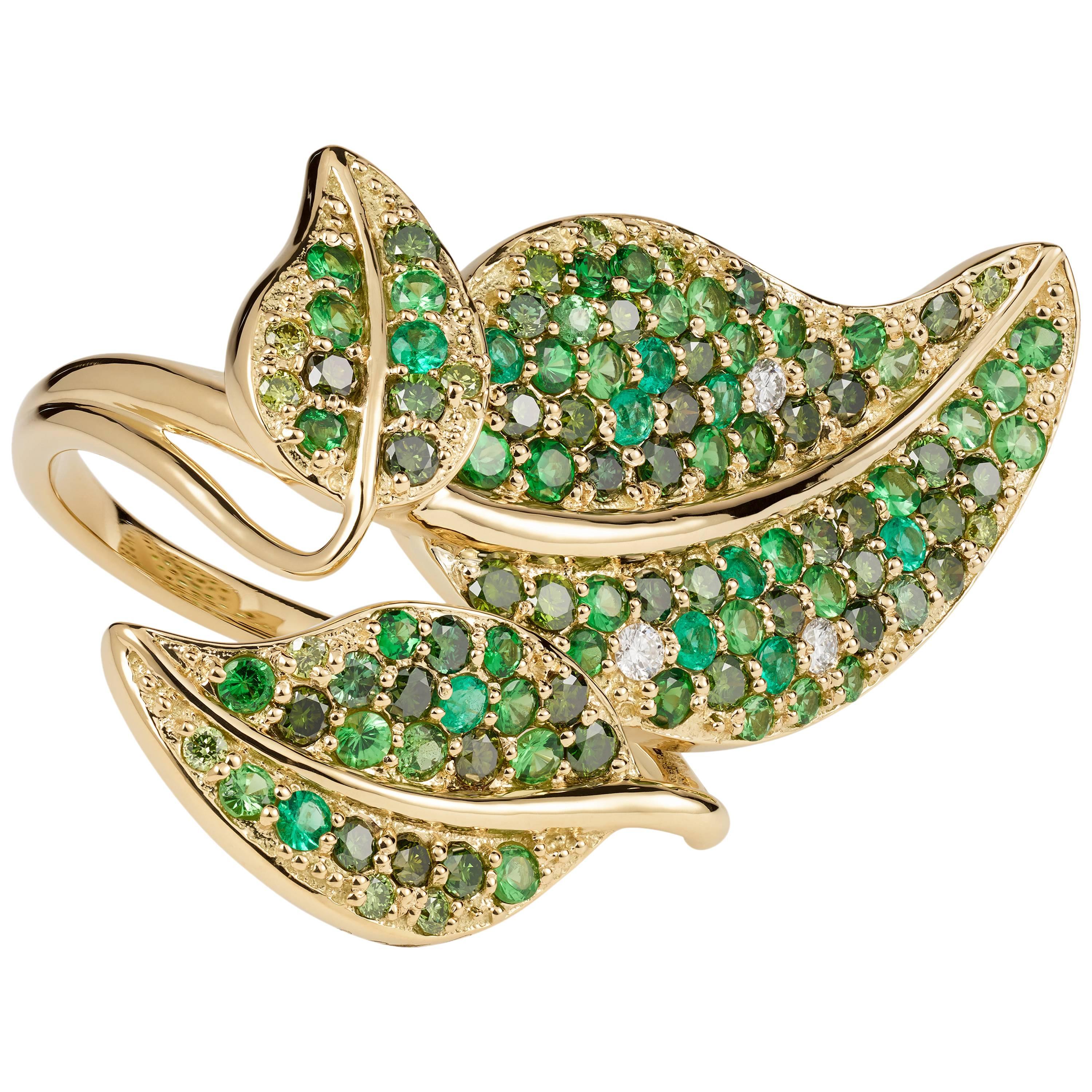 Tsavorite White and Green Diamonds Gold Fennelle Ring For Sale