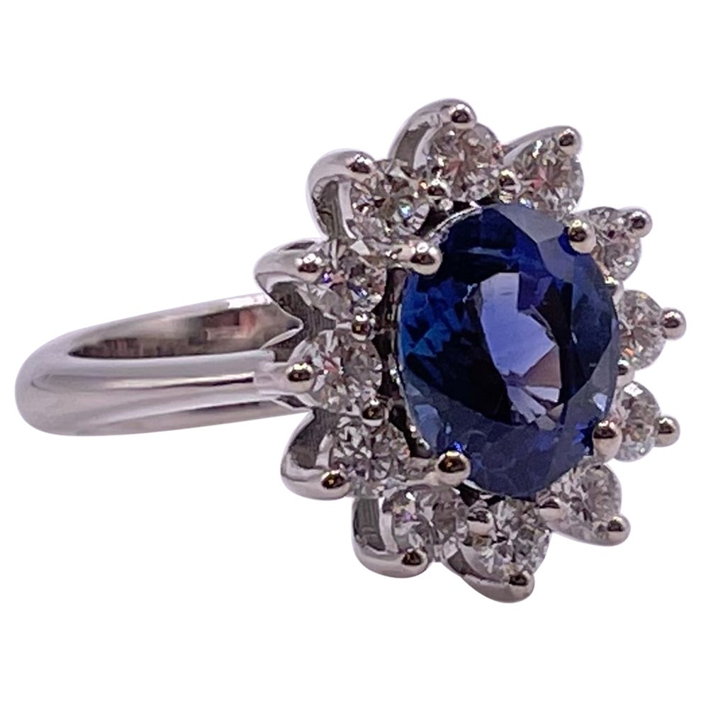 1.70 Carats Sri Lanka Natural Sapphire and Diamond White Gold Ring For Sale