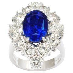 Very Fine 8 Carat Unheated Ceylon Sapphire Diamond Gold Ring