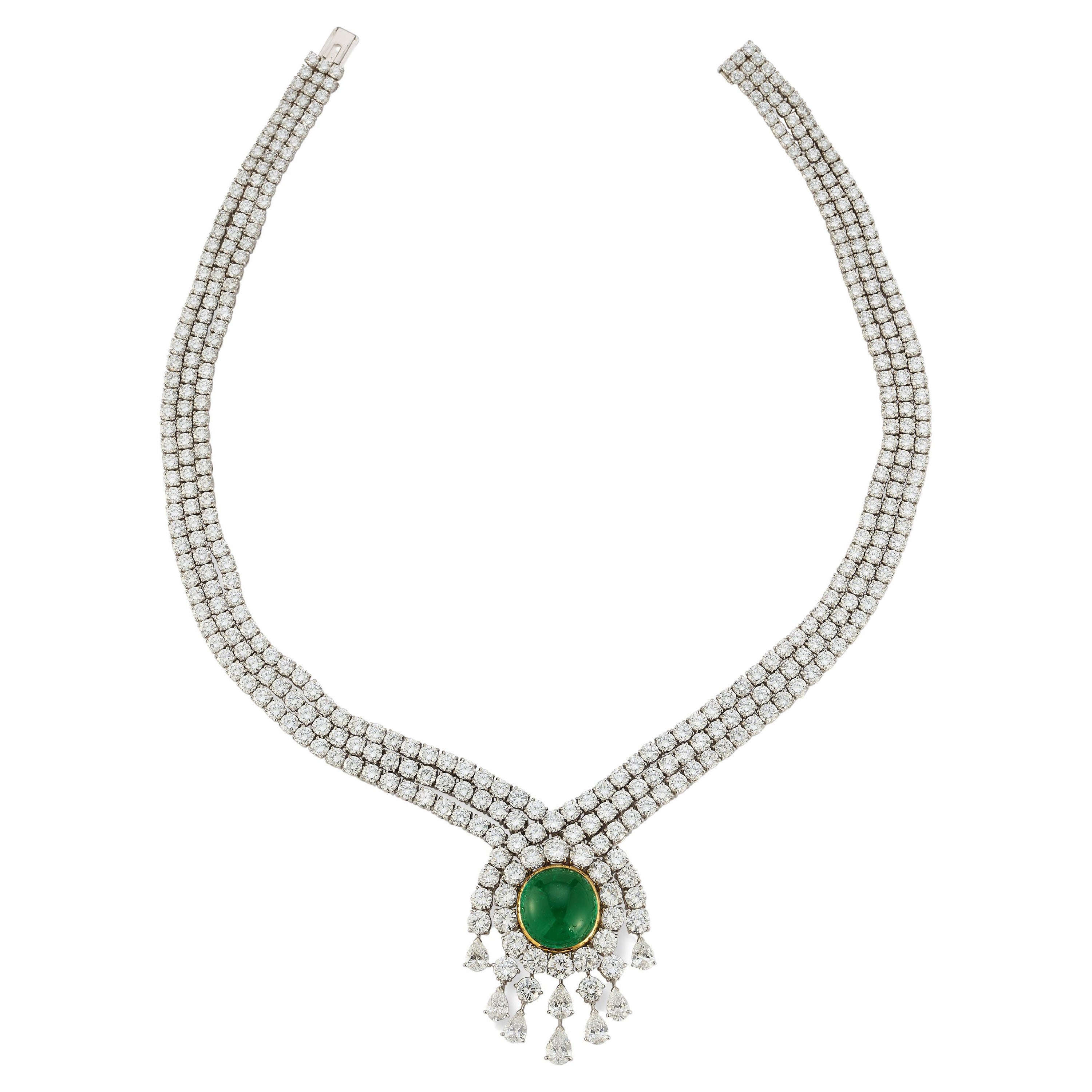 Halskette mit Diamanten und Smaragden von Van Cleef & Arpels im Angebot