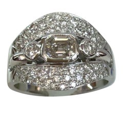 18 Karat White Gold Diamond Ring