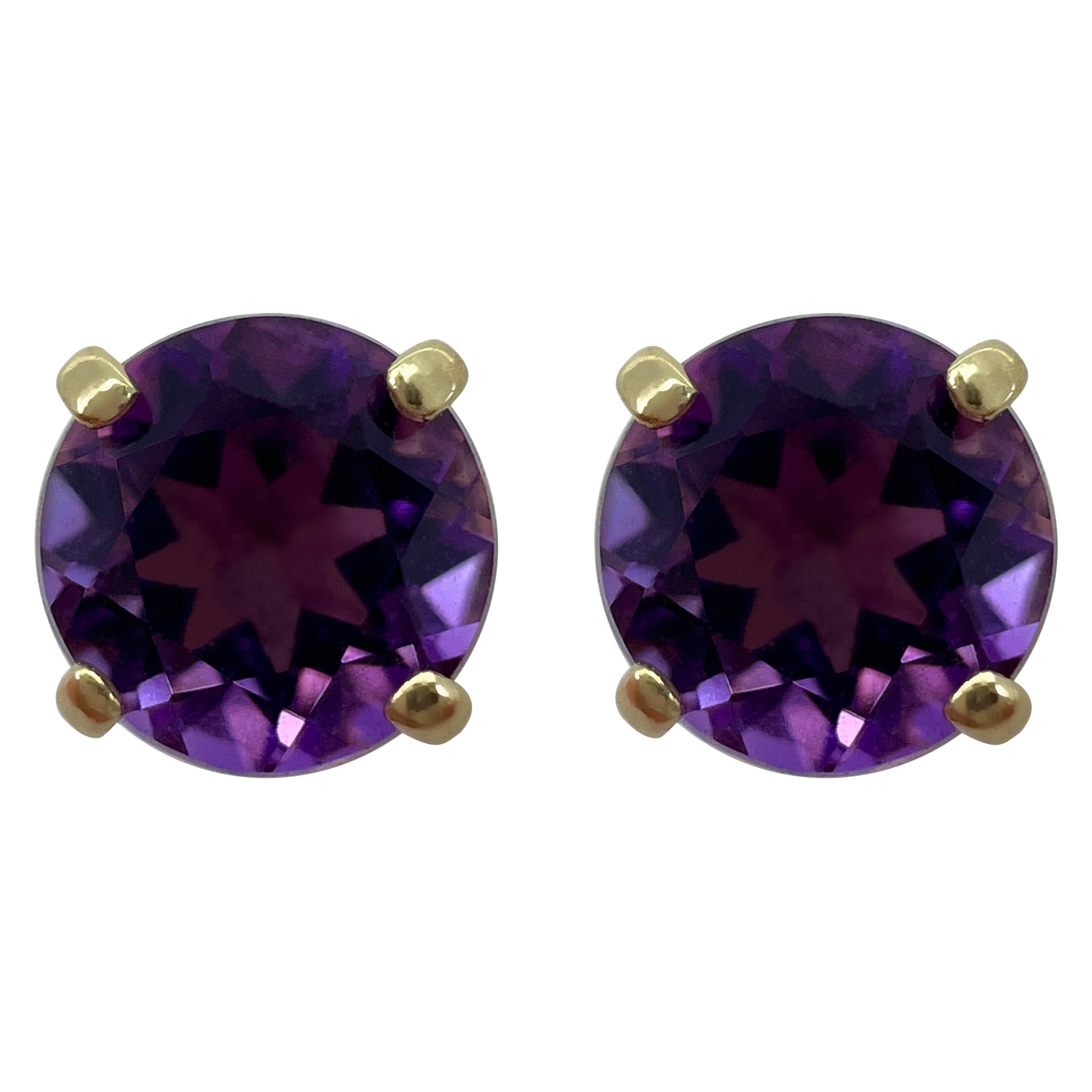 Natural Vivid Purple Amethyst 9k Yellow Gold 5mm Round Cut Stud Earrings For Sale