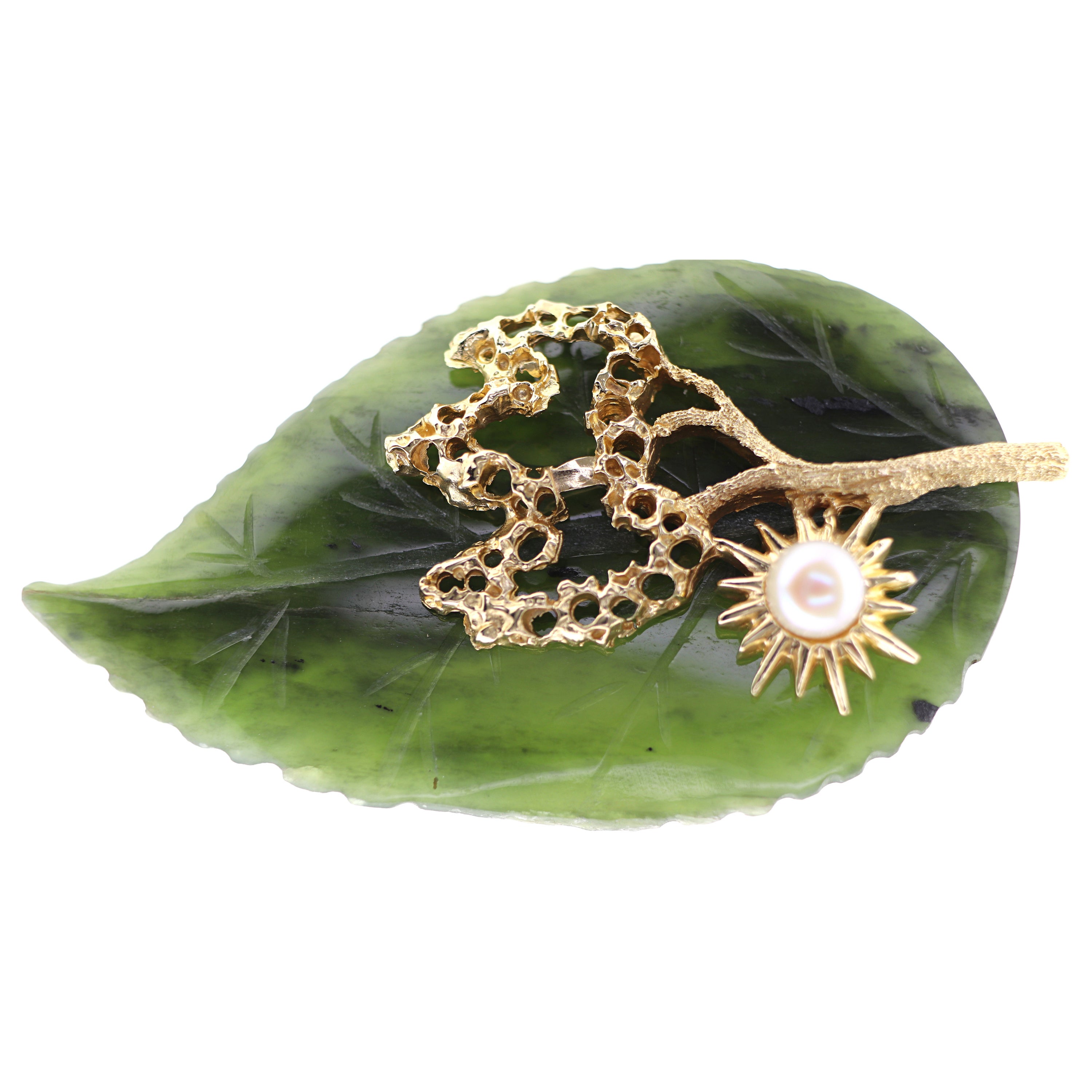 Nephrite Jade, Cultured Pearl, 14K Yellow Gold Brooch For Sale