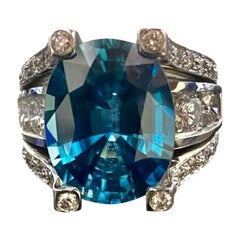 Modern 18K White Gold Diamond 14 Carat Blue Zircon Engagement Ring