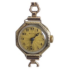 An Art-Deco 9K Gold Rolex Octagon Shaped 21mm Manual 15 jewels Ladies' Watch