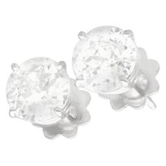 Boucles d'oreilles anciennes en platine et diamant de 3,48 carats