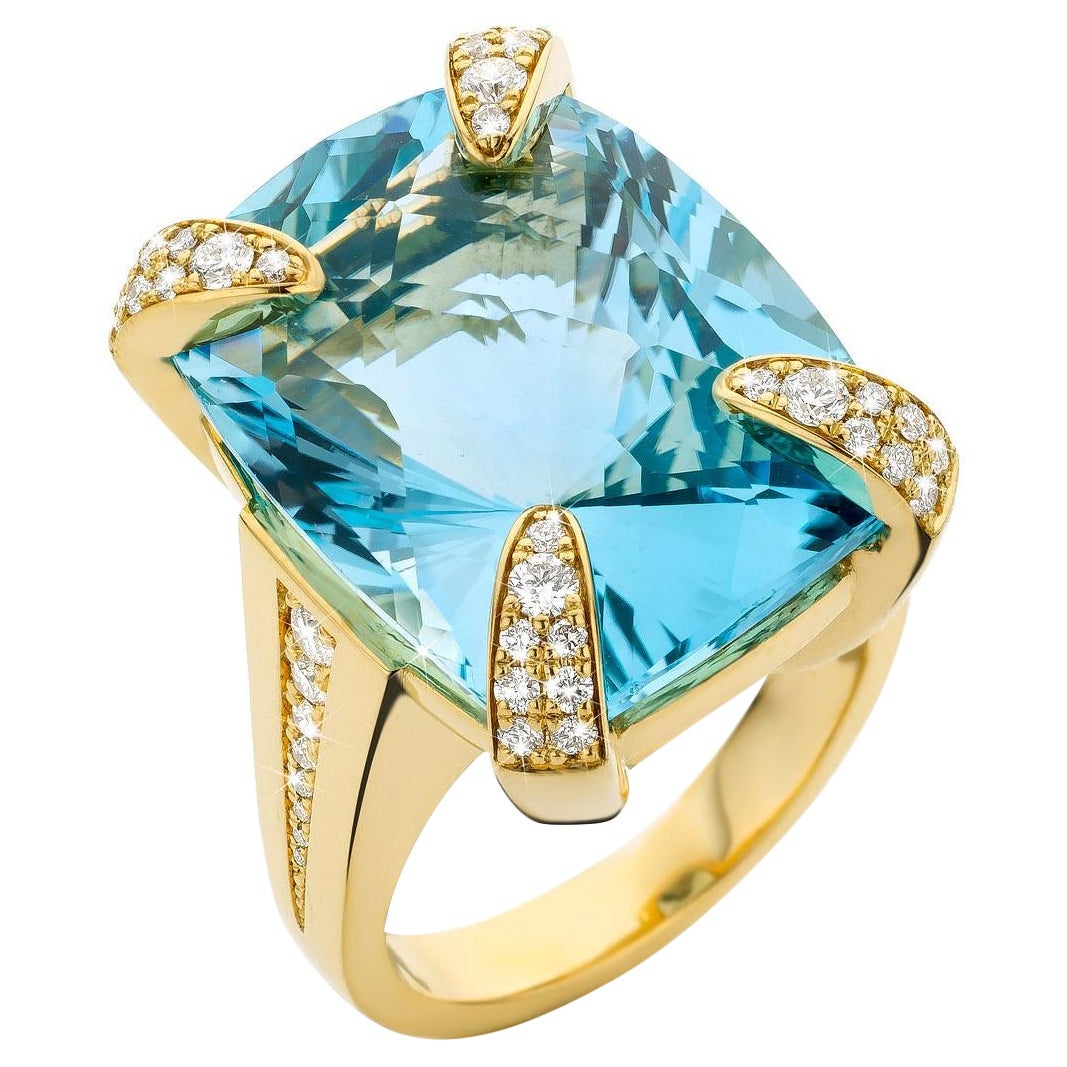 En vente :  Bague à la mode en caoutchouc skinny dipping avec topaze bleue suisse de 15 carats et diamants