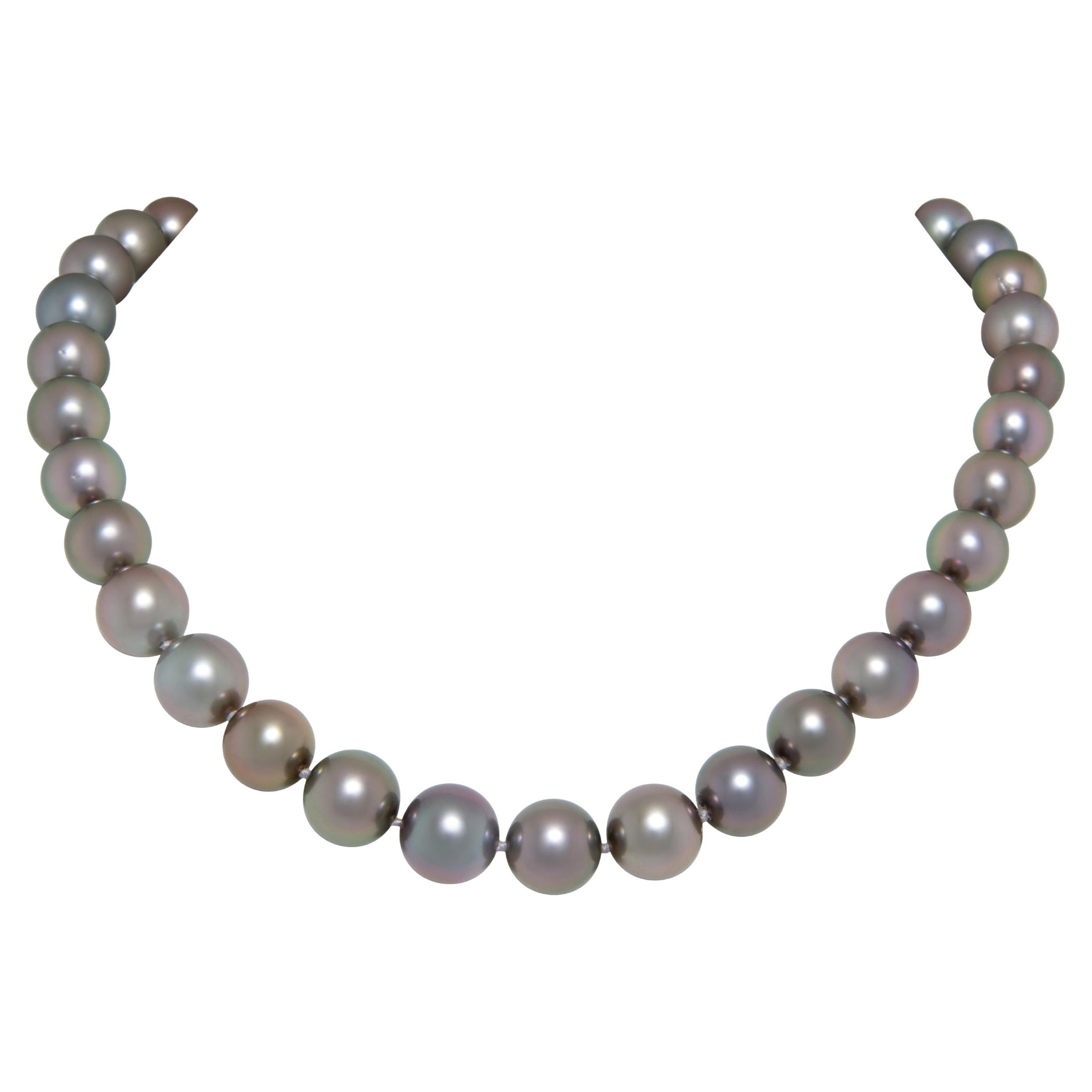 Collar de perlas negras de Tahití Diseño de gargantilla de Ella Gafter