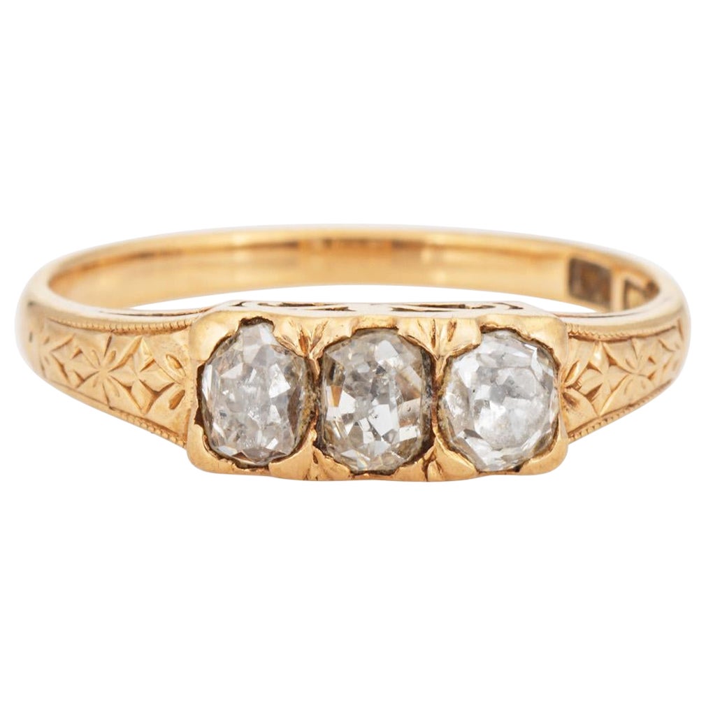 Antiker viktorianischer 3 Stein-Diamant-Ring Trilogy aus 18k Gelbgold Gr. 4,75 Schmuck im Angebot