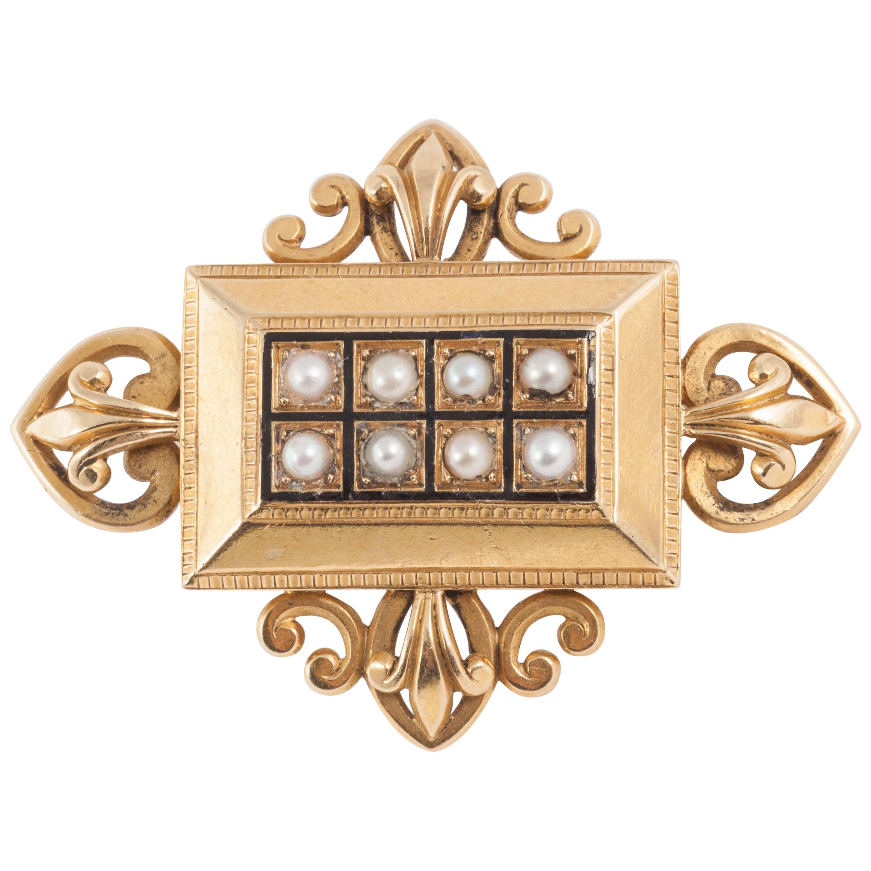 Victorian Pearl Gold Brooch For Sale