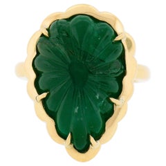 NEW 18K Gold 9.99ctw GIA Carved Scalloped Pear Cabochon Emerald Cocktail Ring