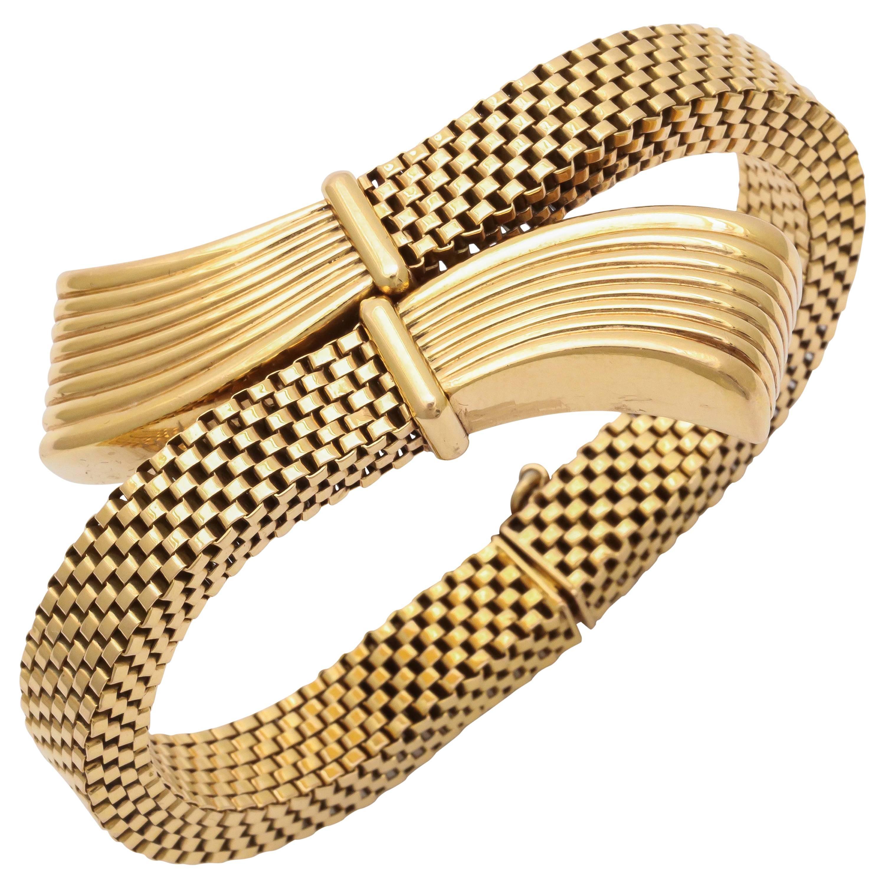 Retro Gold Stylized Bracelet
