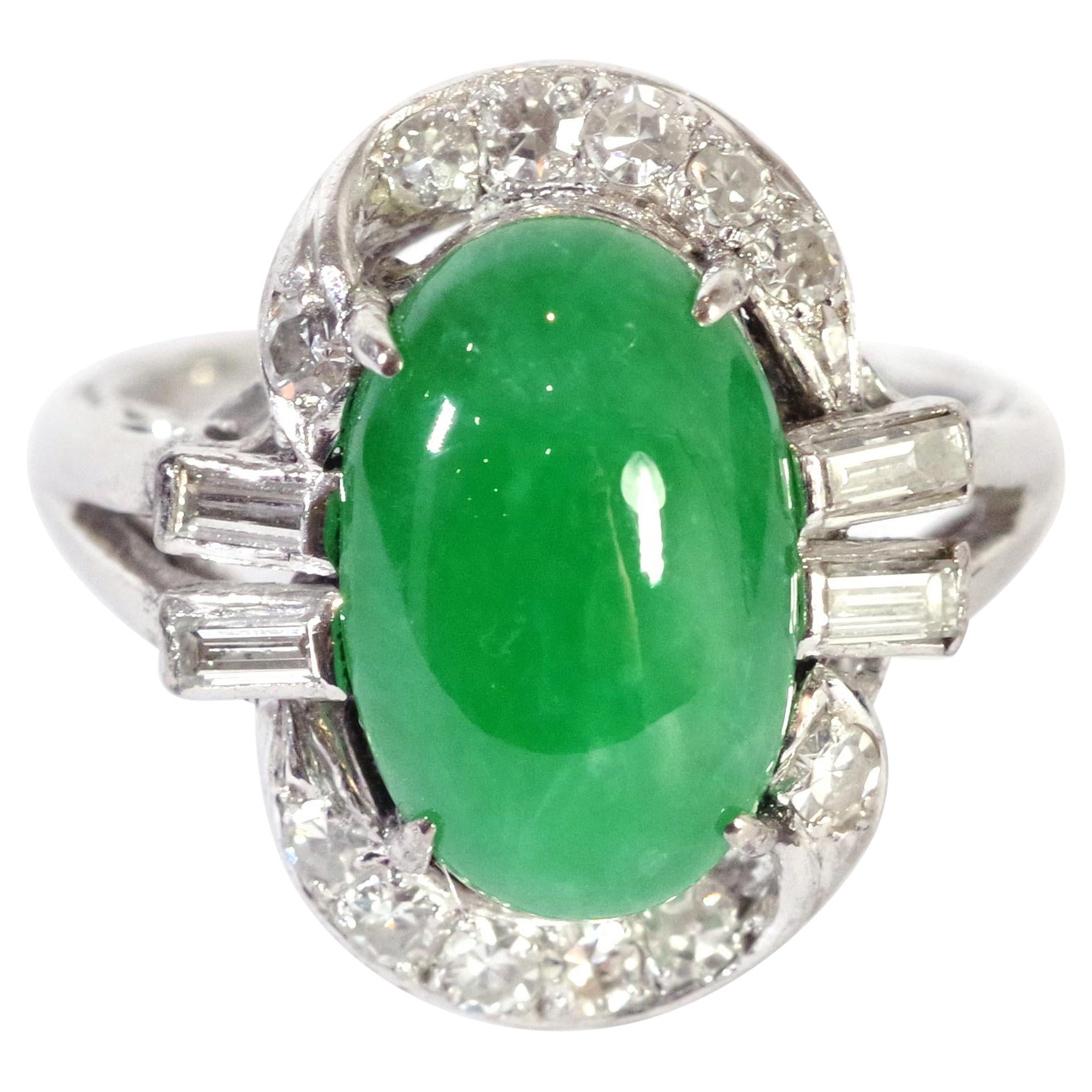 Art Deco Jade diamond ring in 14 karat white gold For Sale