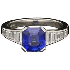 Hancocks Beautiful 2.32 Carat Ceylon Sapphire Diamond Platinum Ring