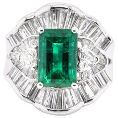 Vintage GRS Certified 2.62 Carat Colombian, Muzo Green Emerald Ring set in 18K Gold