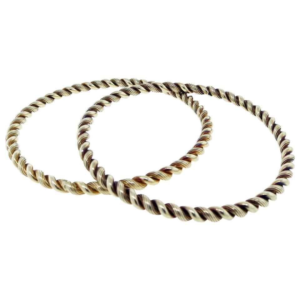  Classic Pair of Heavy Tiffany & Co. Rope Design Gold Slip on Bangle Bracelets  For Sale