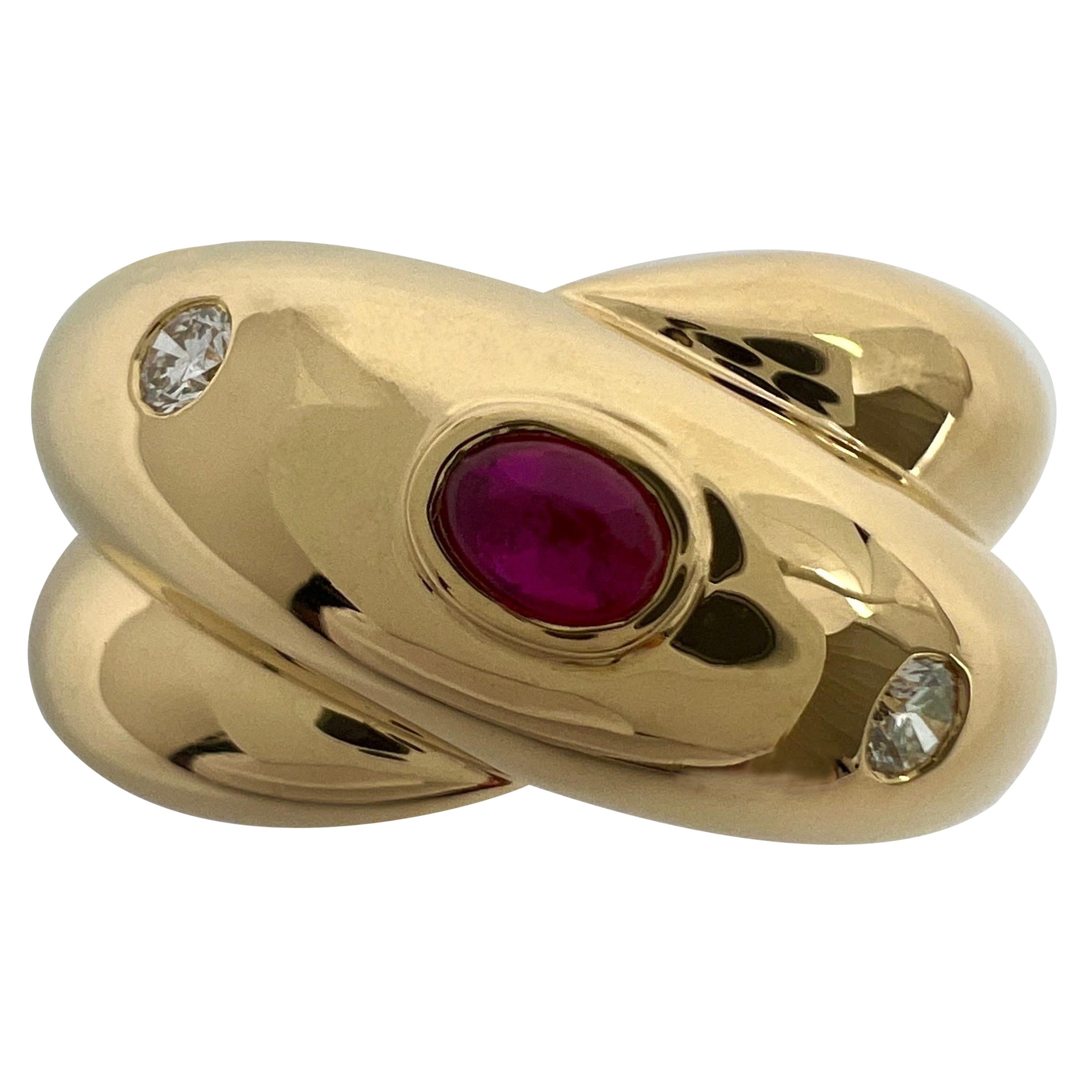 Rare Vintage Cartier Ruby Diamond Corize Oval Cabochon 18k Yellow Gold Dome Ring For Sale