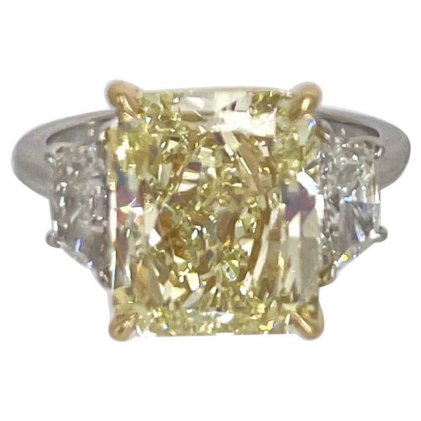 J. Birnbach 5.62 carat Radiant Cut Fancy Light Yellow Diamond Engagement Ring