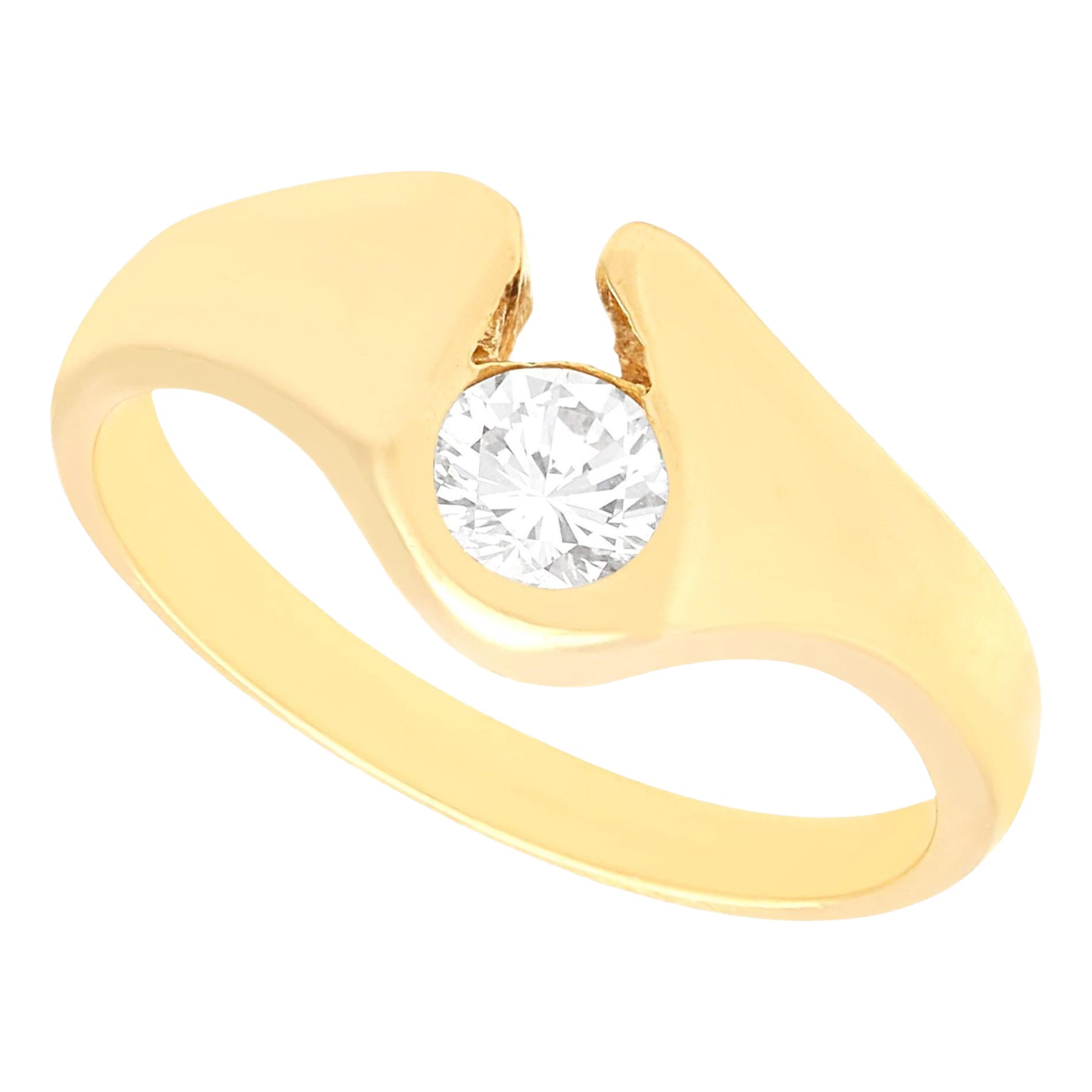 Verlobungsring aus 18 Karat Gelbgold mit 0,30 Karat Diamant und Solitär im Angebot