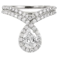 Poire Moissanite diamant Halo Fiançailles uniques Ensemble de deux bagues "Bliss"