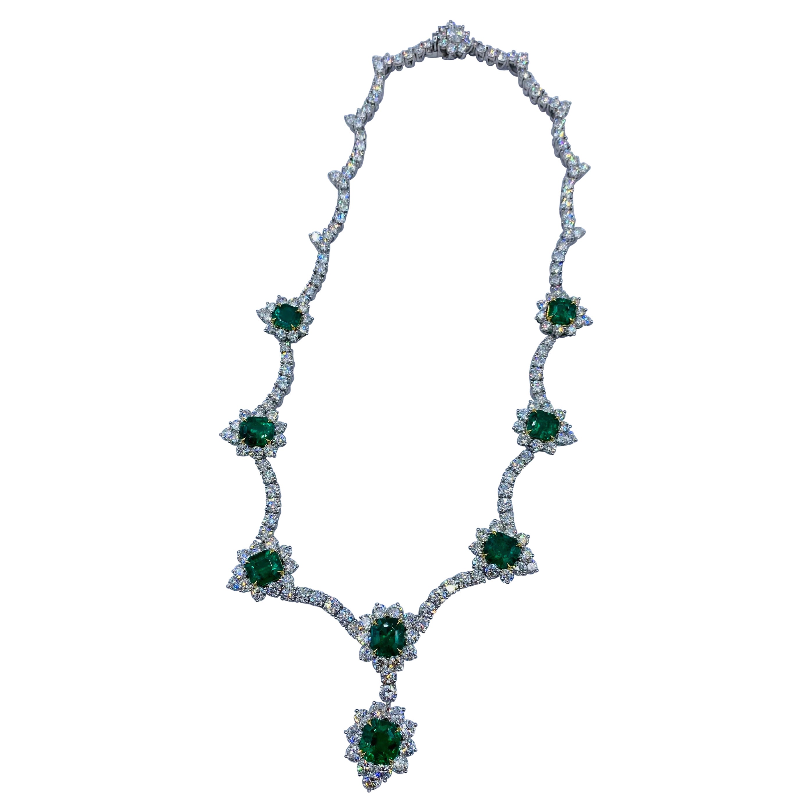 Emilio Jewelry Certified Muzo Colombian Vivid Green Emerald Diamond Necklace  im Angebot