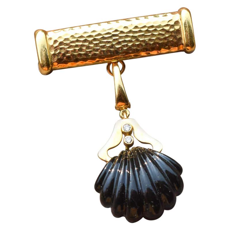 Estate Lalaounis Shell Pearl Pin in 18K Yellow Gold For Sale at 1stDibs