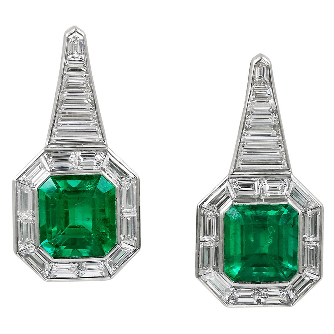 Sophia D. Art Deco Colombian Emerald and Diamond Earrings For Sale