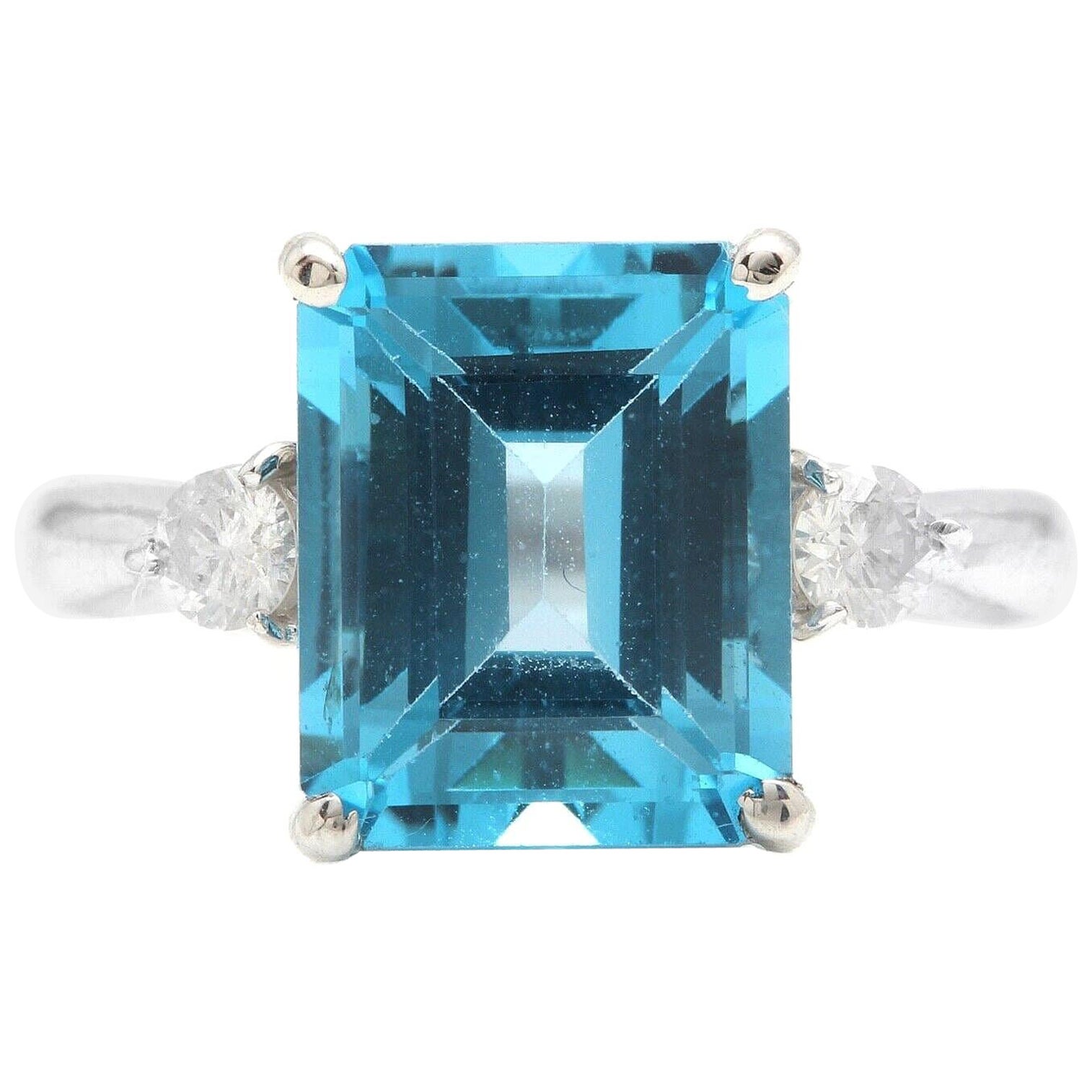 3.00 Carats Impressive Natural Swiss Blue Topaz and Diamond 14K White Gold Ring