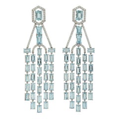 Meghna Jewels Boucles d'oreilles chandelier en or 14 carats avec aigue-marine de 21,06 carats et diamants