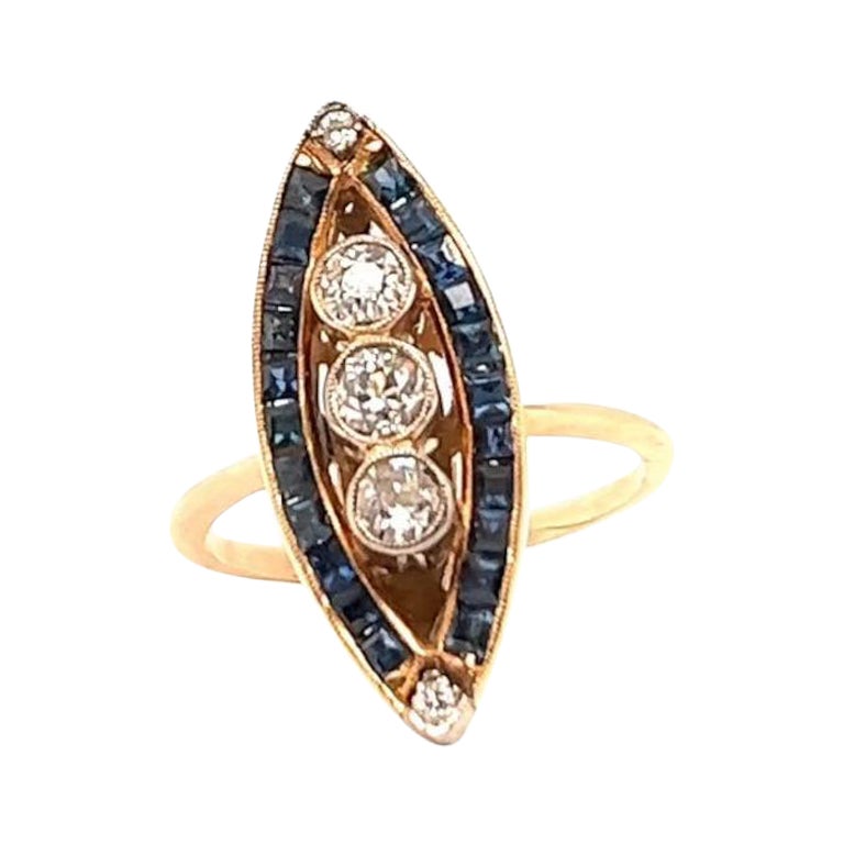 Antiker Diamant-Saphir-Ring aus 18 Karat Gelbgold mit Navette im Angebot
