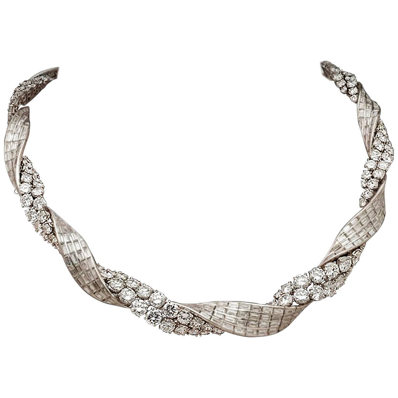 1950s Sterlé Paris De Beers Diamond Award Diamond Necklace For Sale at ...