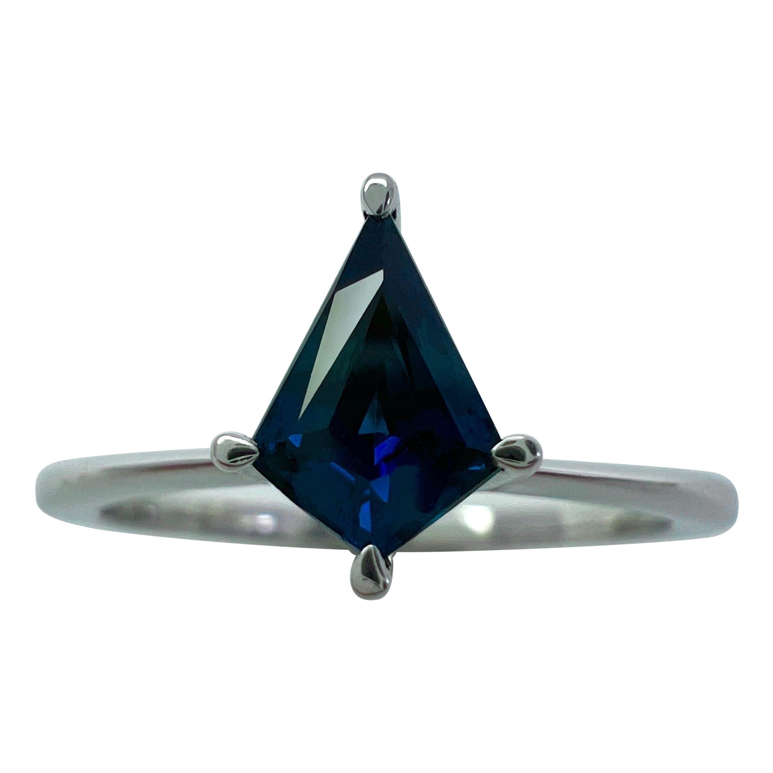 0.50ct Deep Blue Sapphire Fancy Kite Cut 18k White Gold Modern Solitaire Ring For Sale