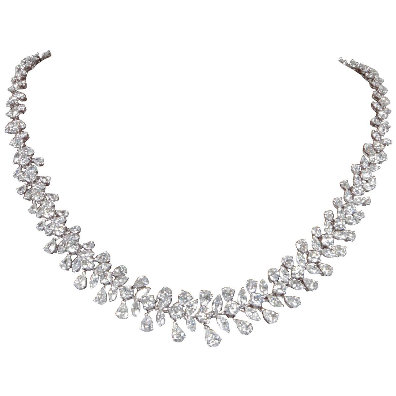 Classic Diamond Wreath Necklace For 