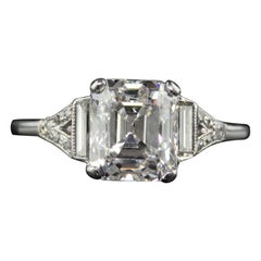 Bague de fiançailles Art déco ancienne en platine avec diamant baguette taille émeraude ancienne, certifié GIA