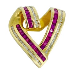 Retro 3.65 Carat Ruby and Diamonds 3D Pendant  14k Gold