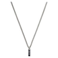 Gucci Colgante de Esmalte Negro en Plata de Ley Collar para Mujer YBB678714003