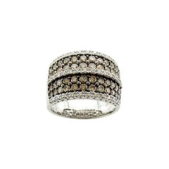 Ring featuring Chocolate Diamonds , Vanilla Diamonds set in 18K Vanilla Gold