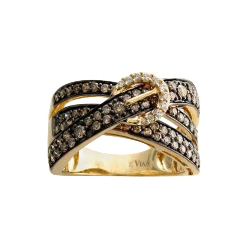 Ring mit Schokoladen-Diamanten , Vanille-Diamanten, gefasst in 14K Honey Gold im Angebot