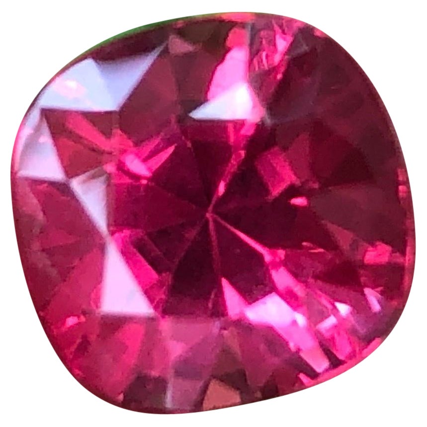 Mehengi Spinel 4.24 ct loupe clean GRS certified  For Sale